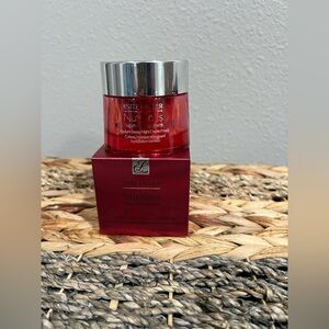 Estee Lauder Nutritious Super-Pomegranate Night Creme Mask